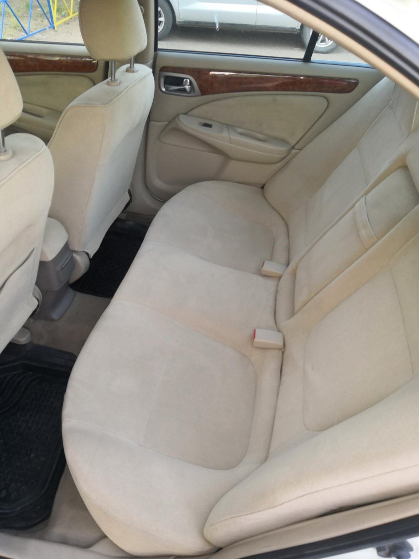 Bluebird Sylphy g10 салон