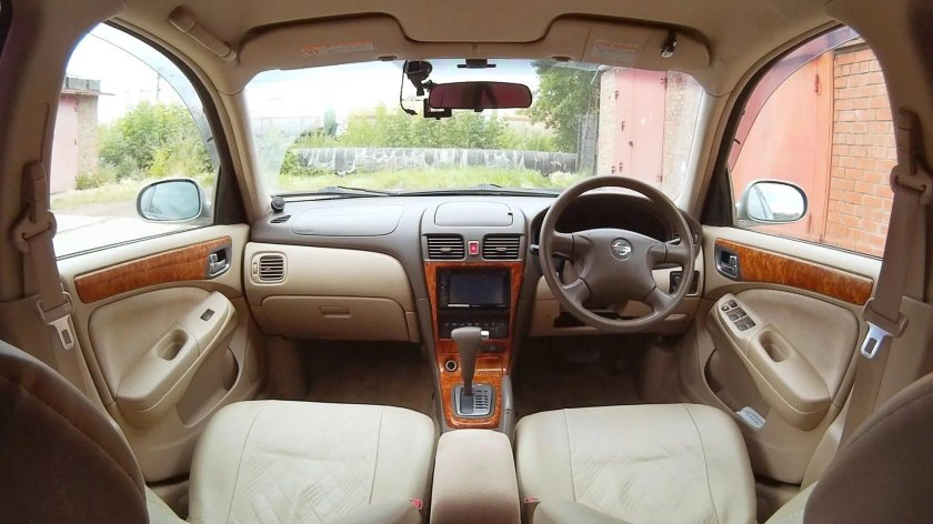 Nissan Bluebird Sylphy g10