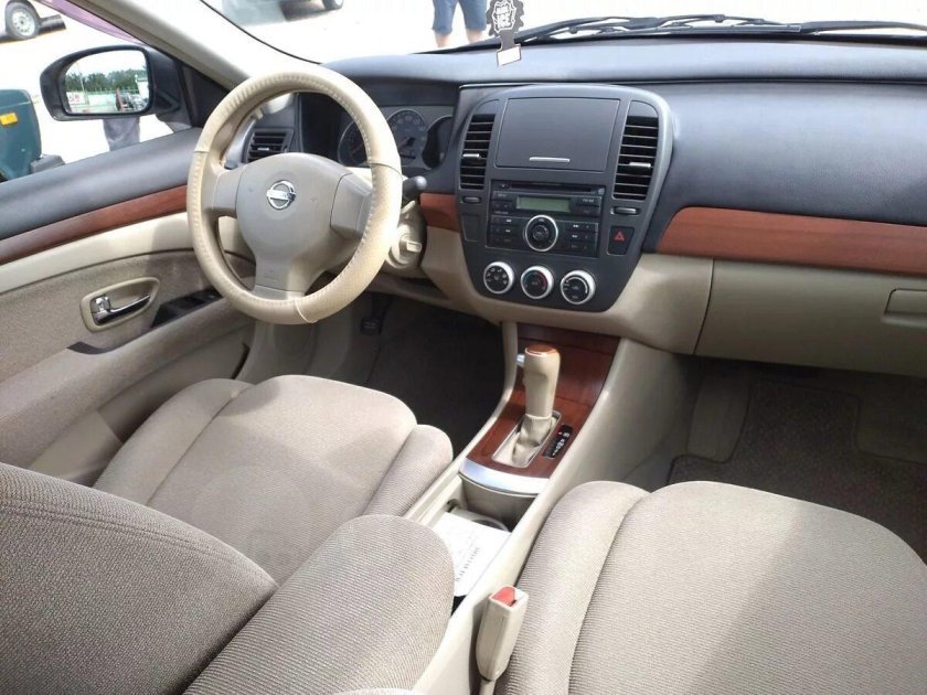 Ниссан Блюберд Силфи 2006