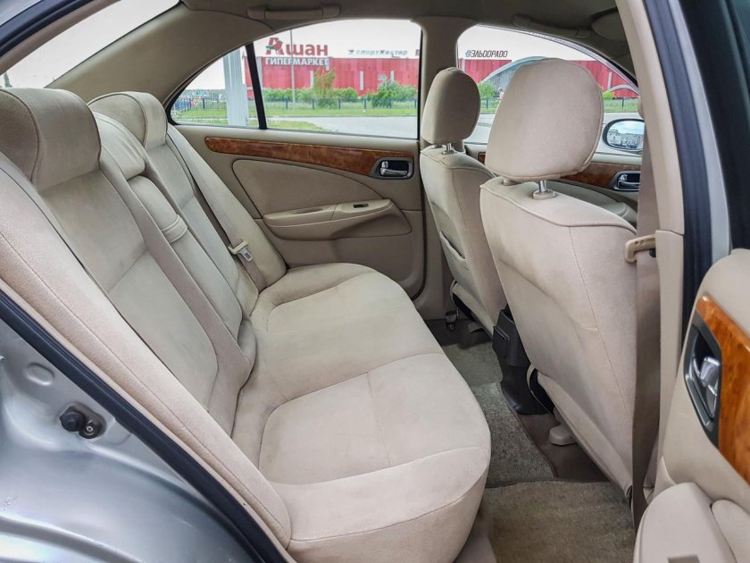 Nissan Bluebird Sylphy 2003 салон