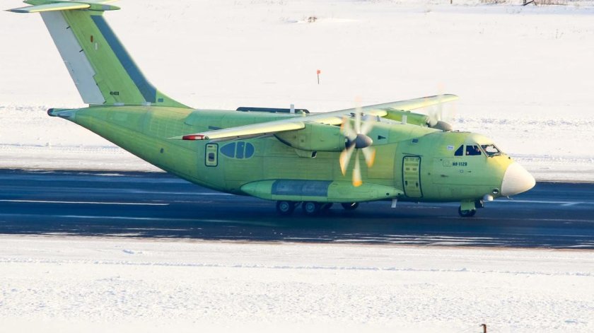 Ил-112в военно-транспортный самолёт