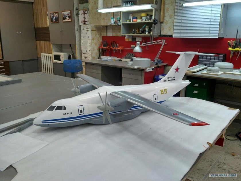 Ил-112 модель