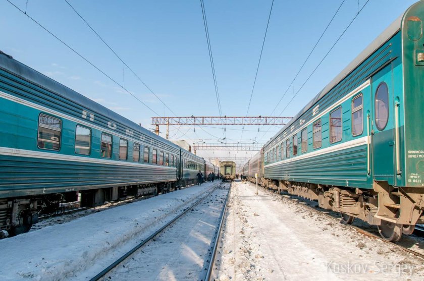 Фирменный поезд Поморье