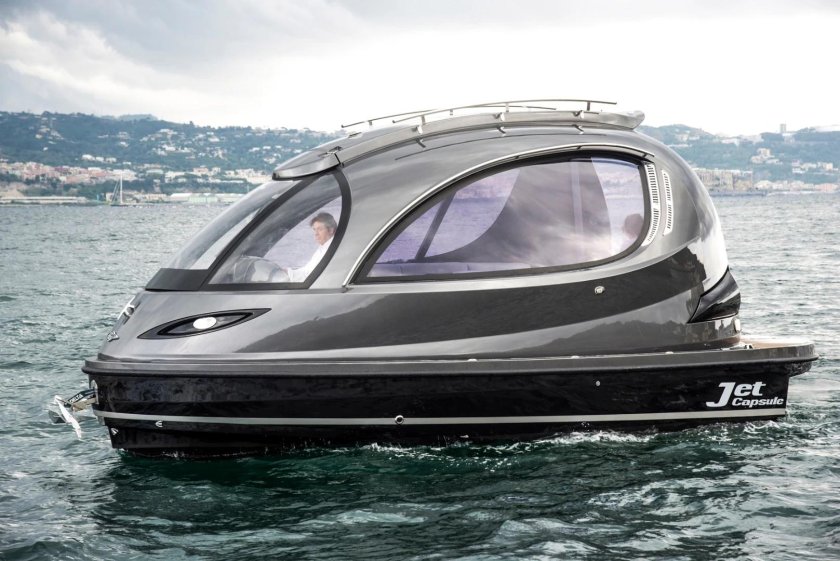 Яхта Jet Capsule