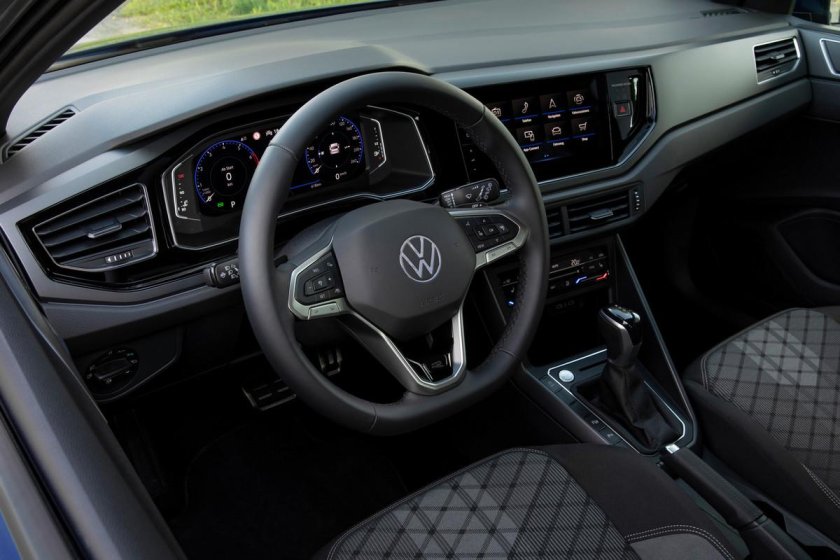 Фольксваген поло 2022 седан салон