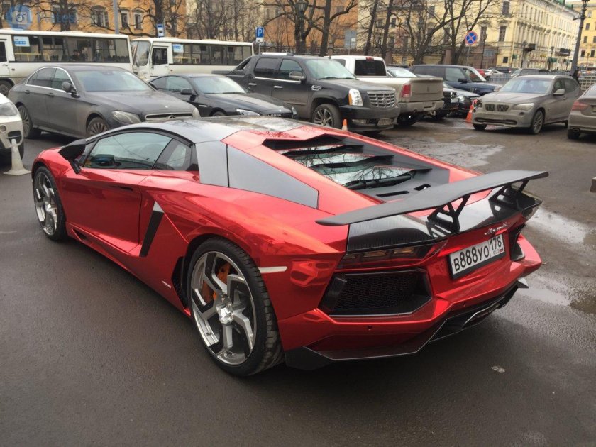 Ламборджини авентадор 888