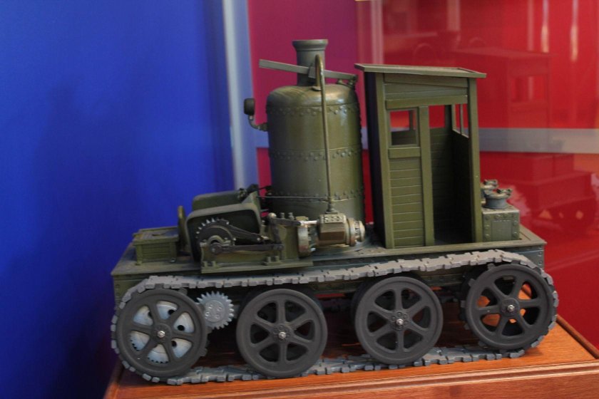 Паровой гусеничный трактор Блинова