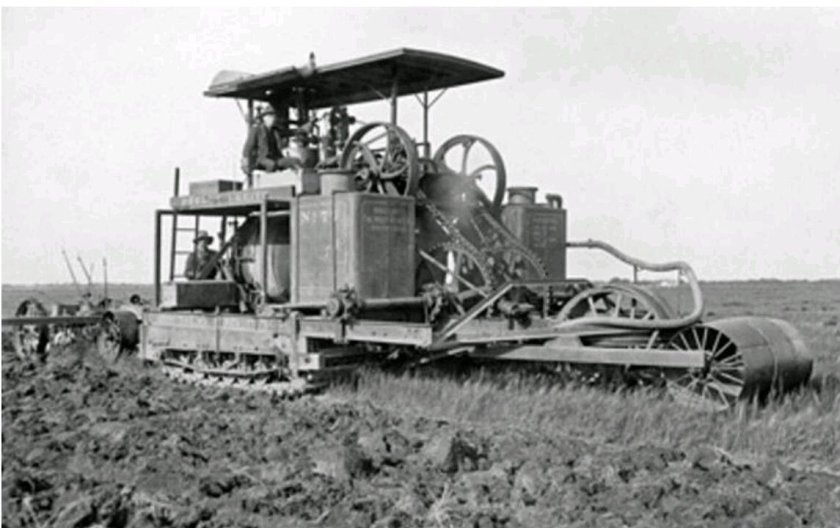 Гусеничный паровой трактор Холт