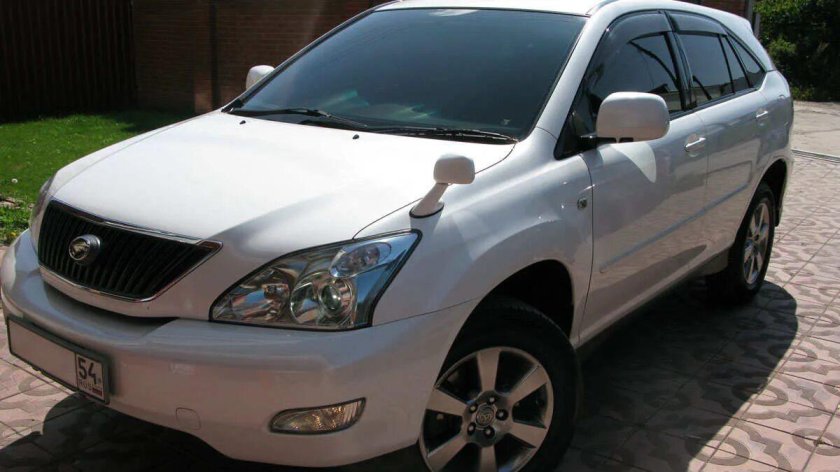 Toyota Harrier II 2004