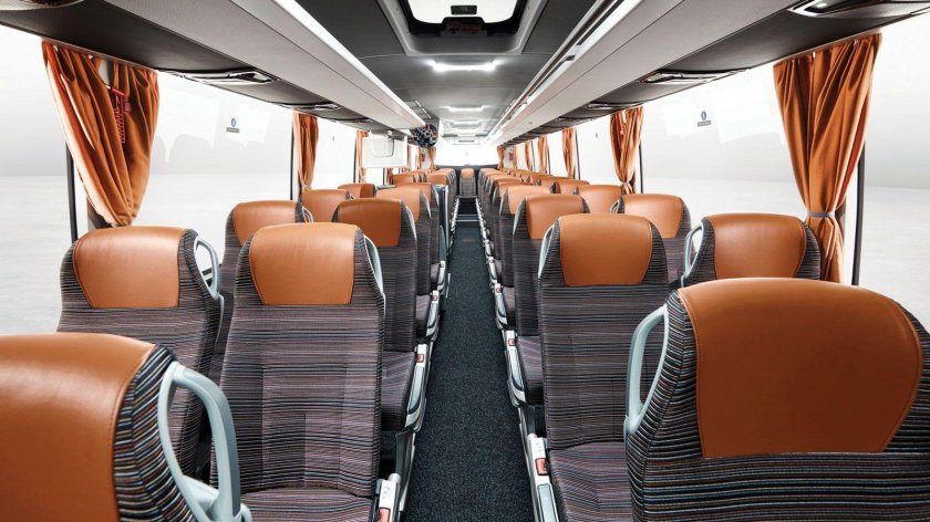 Мерседес Туризмо 0350