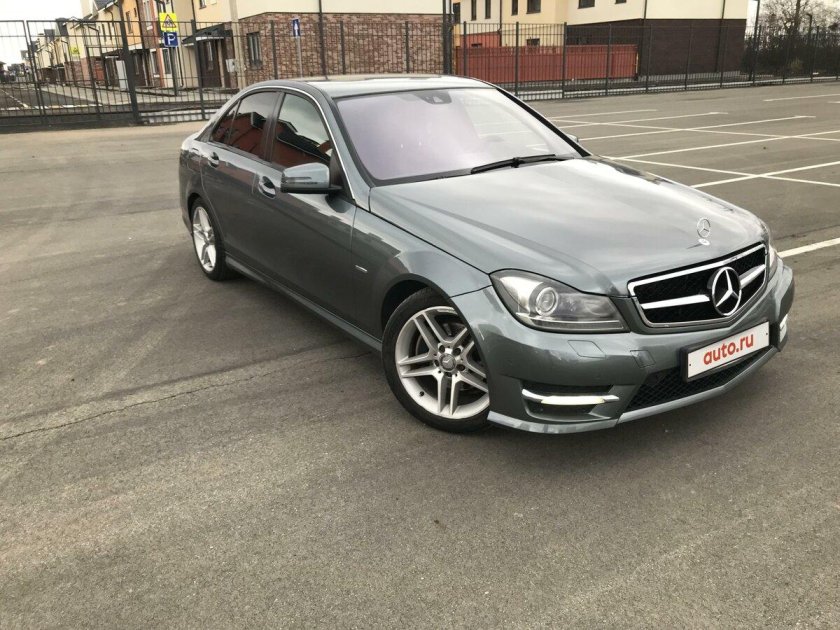 Mercedes Benz c class c180 Cub relay Zaek