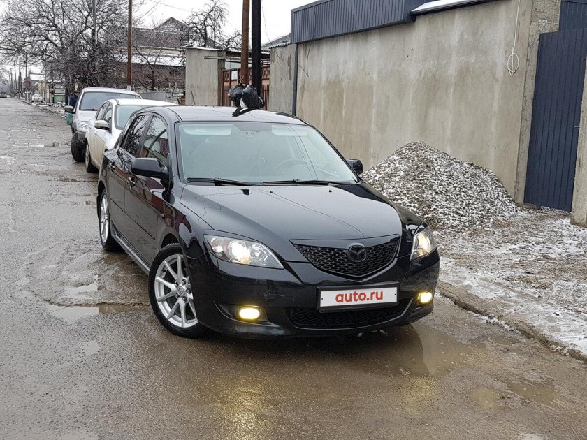Мазда 3 2006 черная