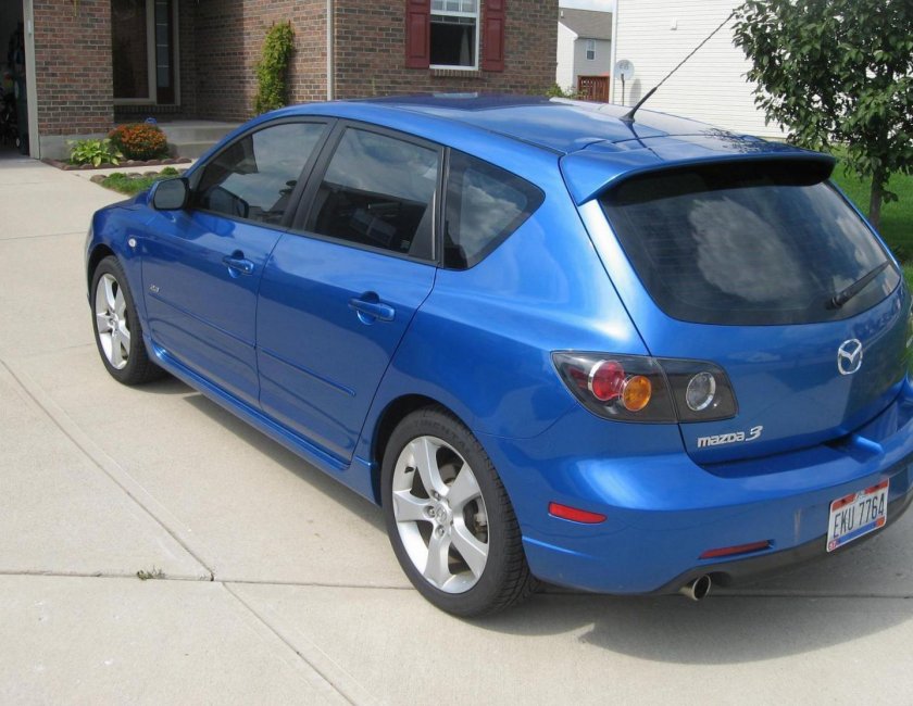 Mazda 3 2006 хэтчбек