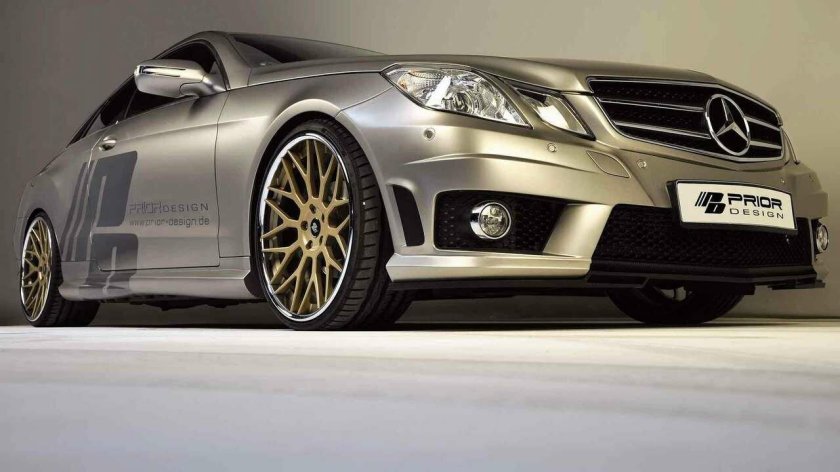 Мерседес c207