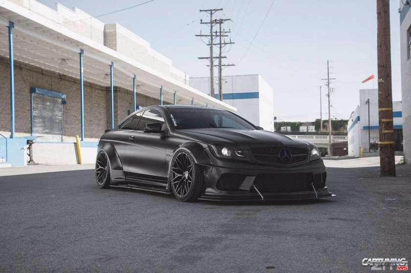 Мерседес c63 AMG Widebody
