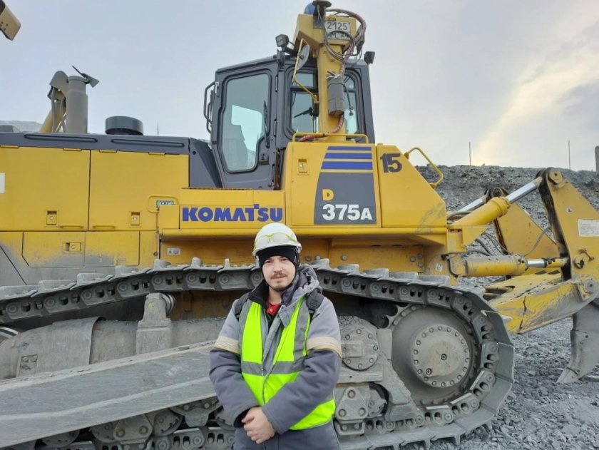 Машинист бульдозера