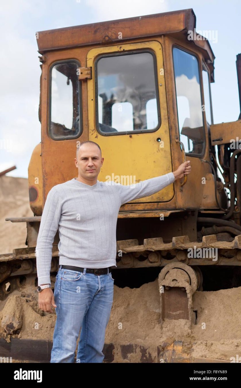 Человек бульдозер