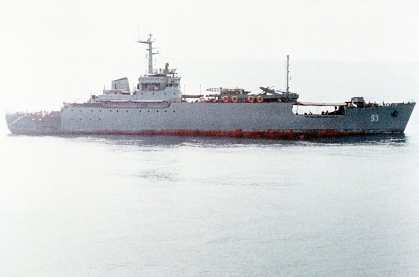 Плавбаза ПРТБ 13