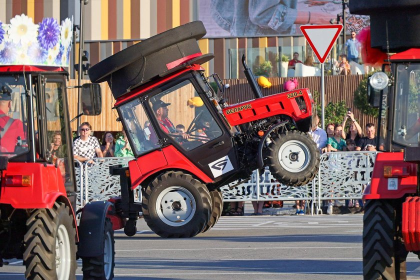 Белорусский трактор