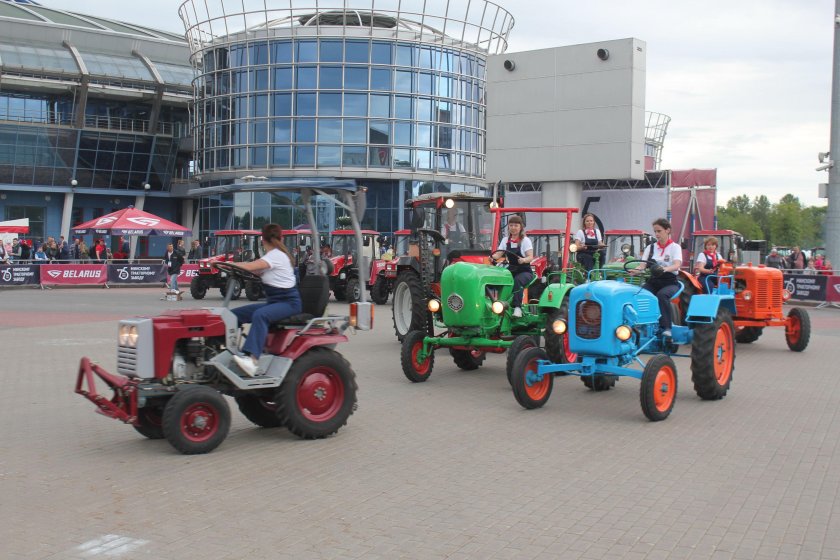 Минский тракторный завод МТЗ