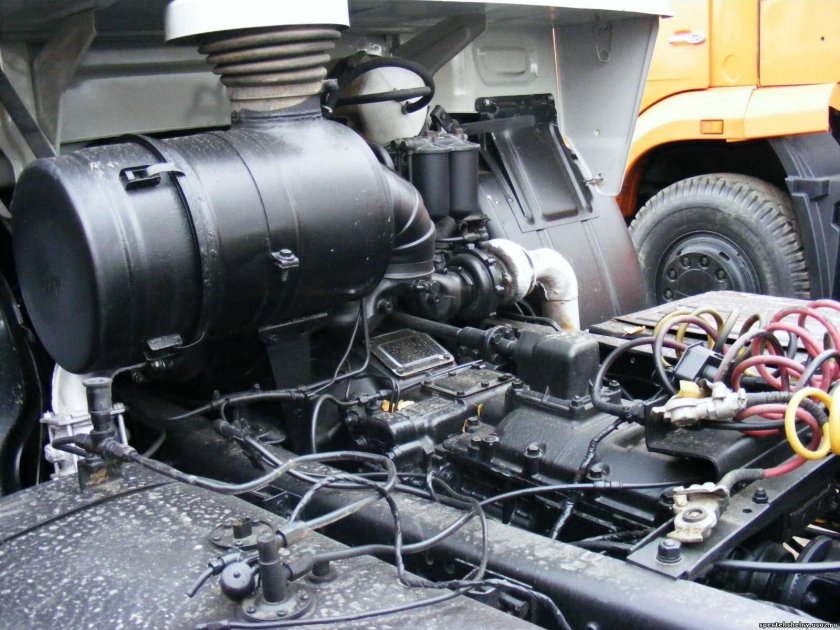 КАМАЗ 54115 мотор