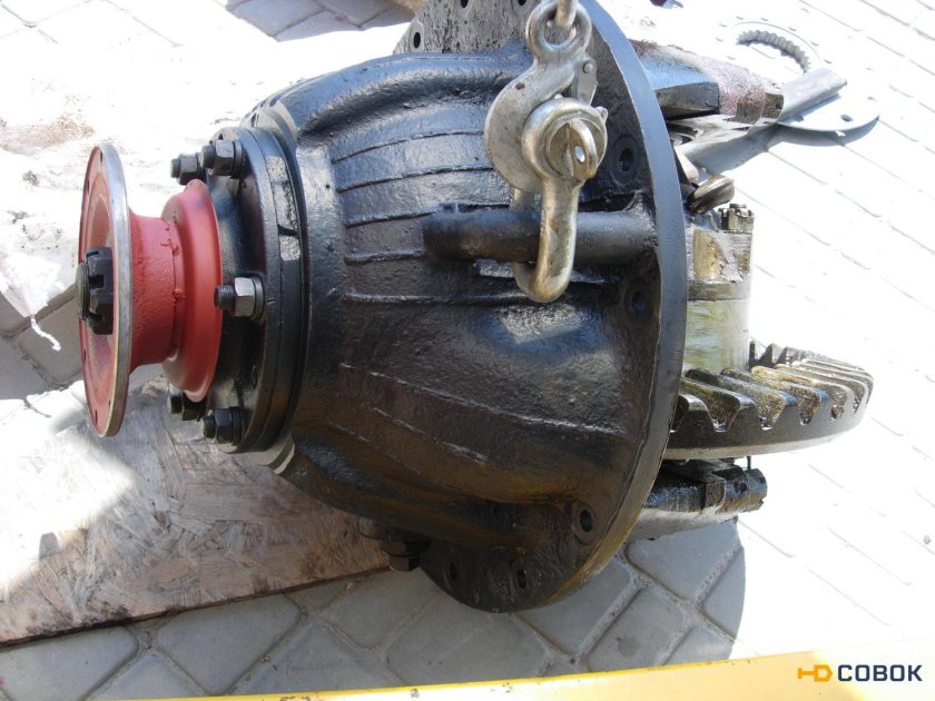 МОАЗ 546п скрепер