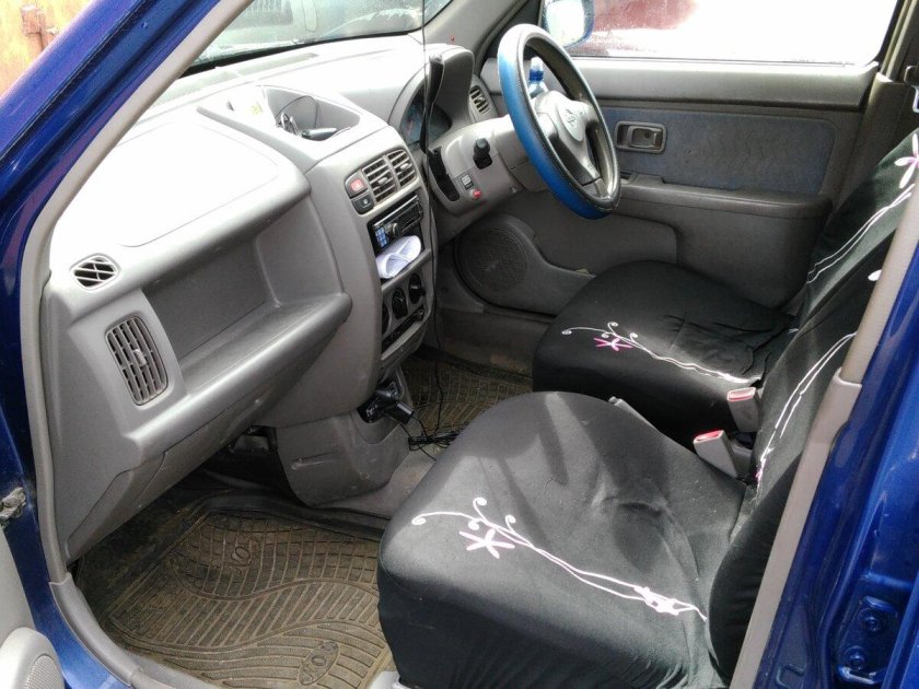 Nissan Cube z10 складывание сидений