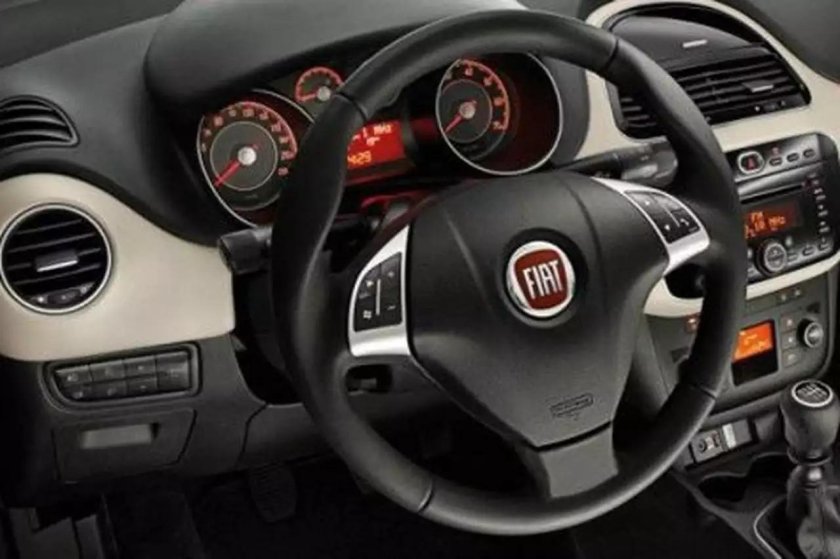 Фиат Линеа 1.4 2013