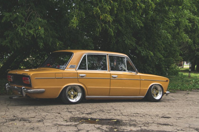 ВАЗ 2103 ресто