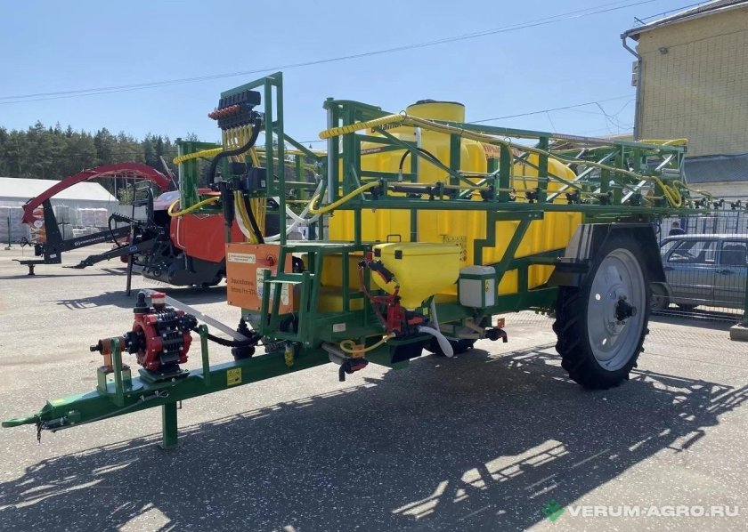 Казаньсельмаш ОП-2000 опрыскиватель