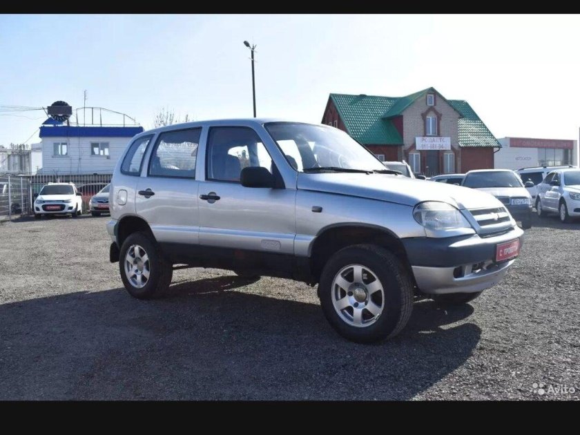 Chevrolet Niva 2000