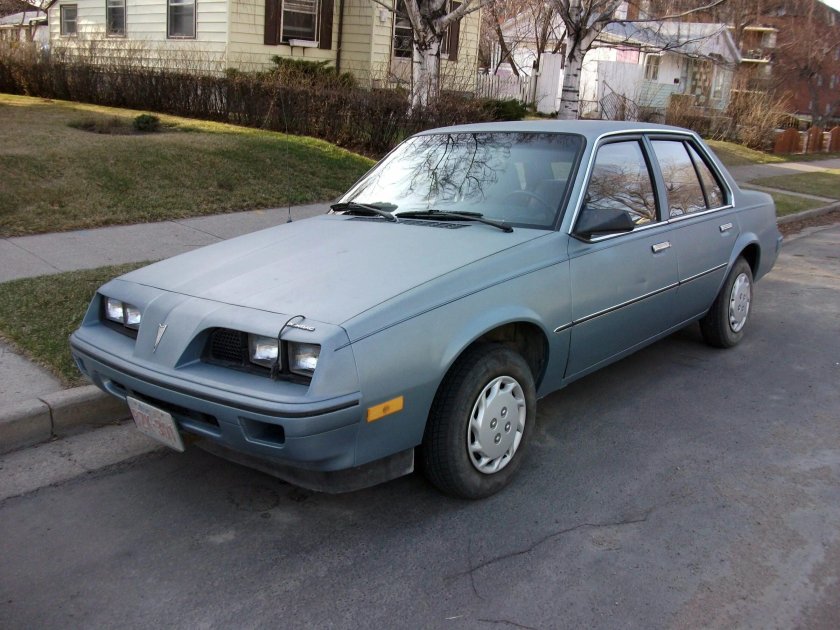 Pontiac Sunbird 1991