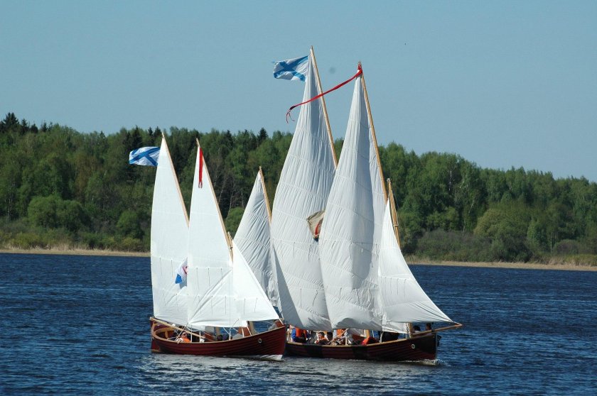 Парусный Вельбот