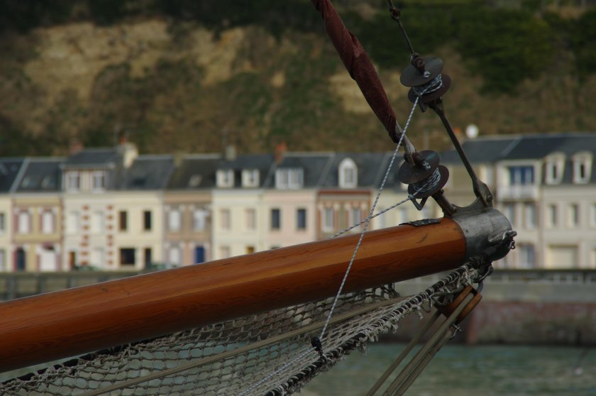 Бушприт для лодки