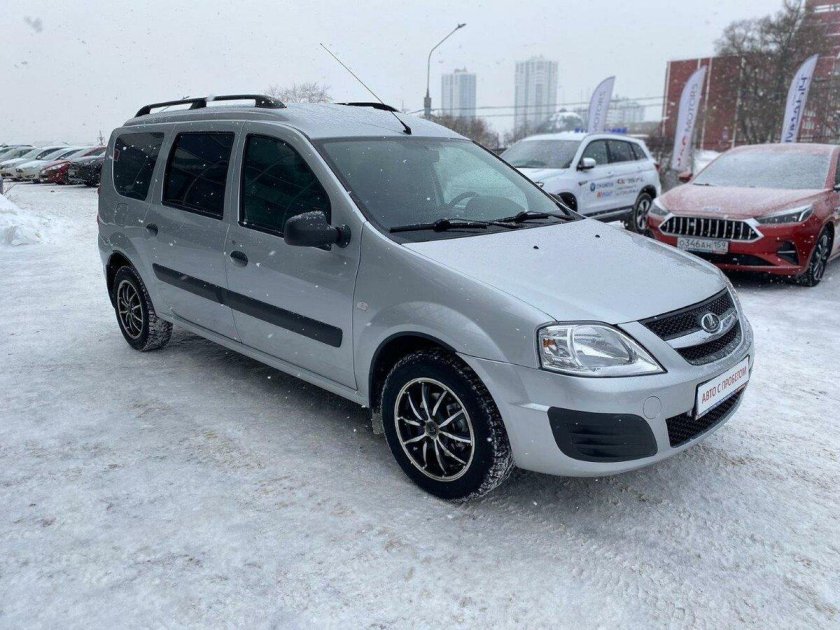 Мицубиси Ларгус