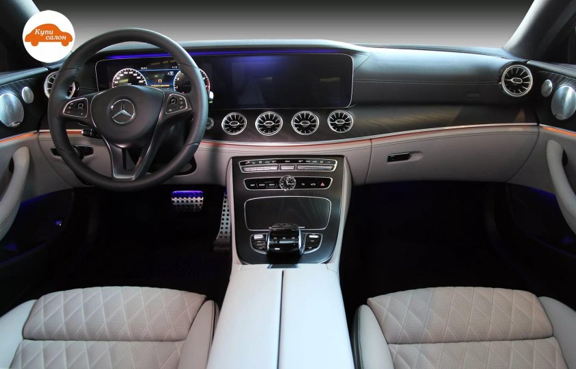Mercedes e Coupe салон