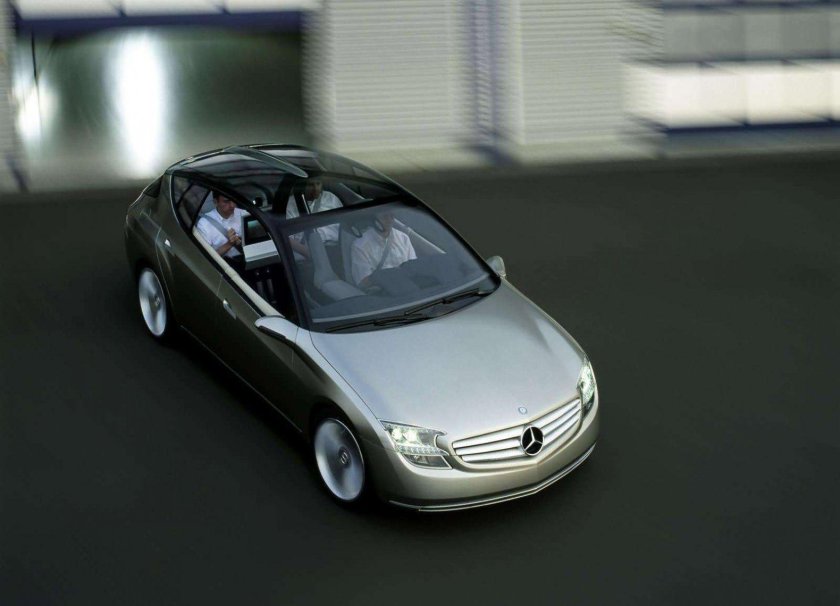 Mercedes-Benz f500 Mind