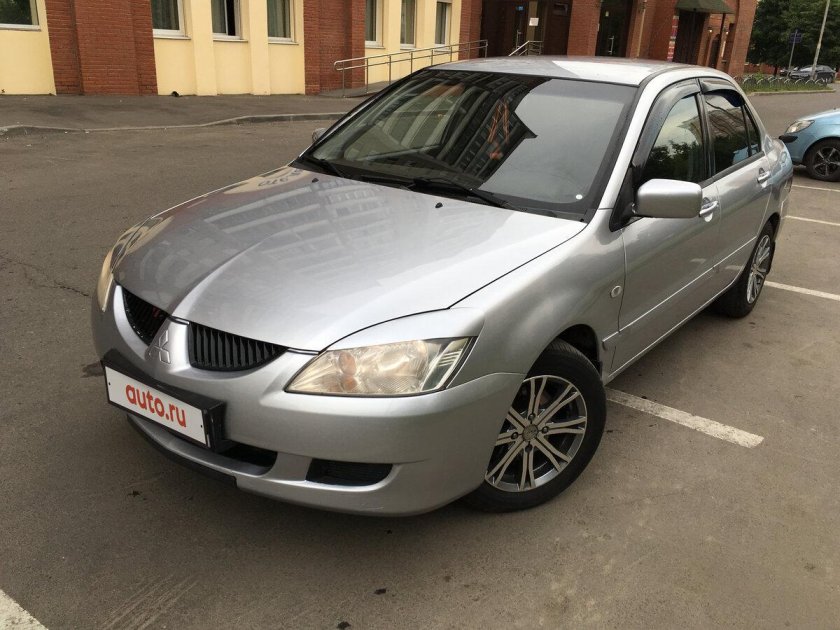 Mitsubishi Lancer 9 2004