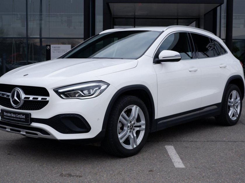 Мерседес GLA 200 2020