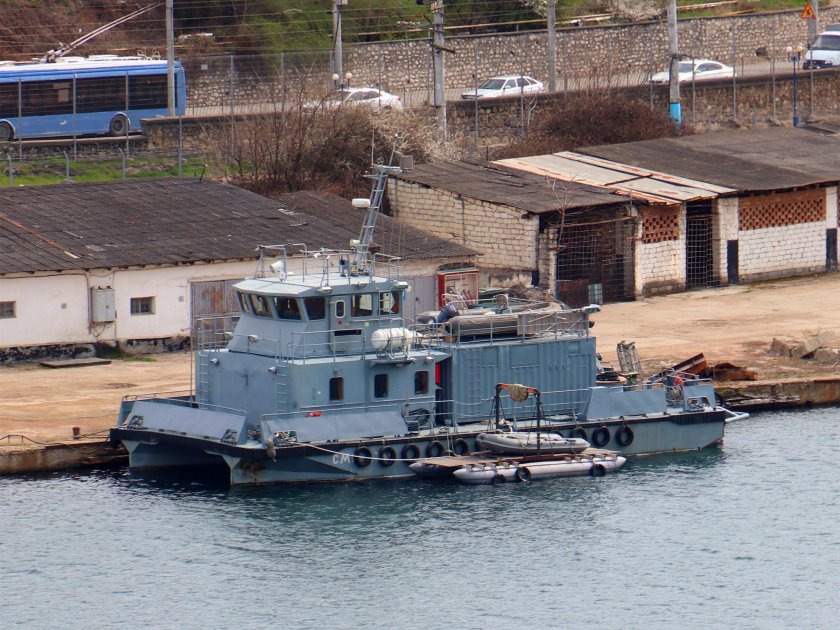 Многоцелевой катер типа «KFK»