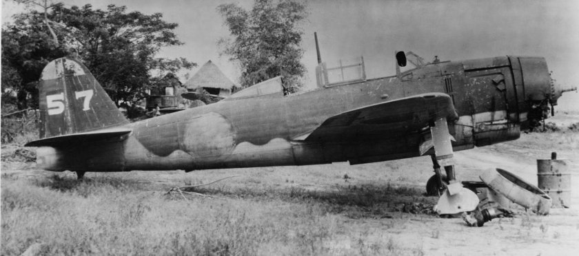 Самолет Yokosuka d4y