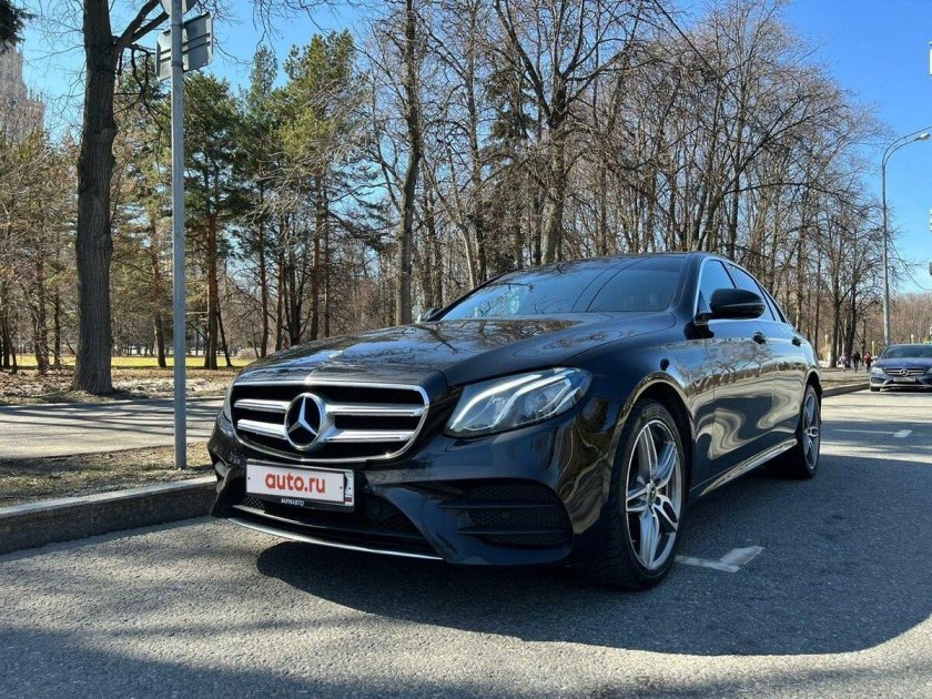 Мерседес Бенц 212 кузов