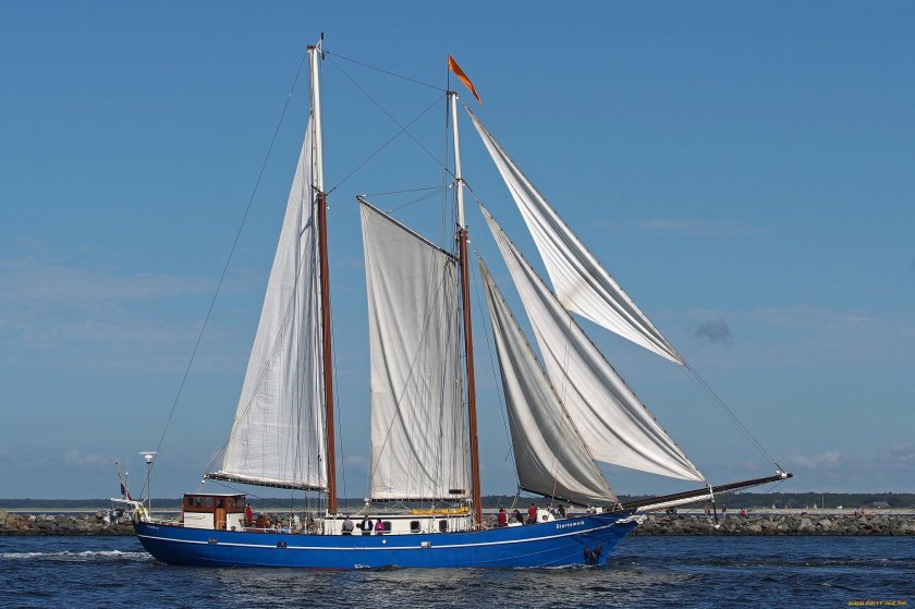 Парусная шхуна Амазон