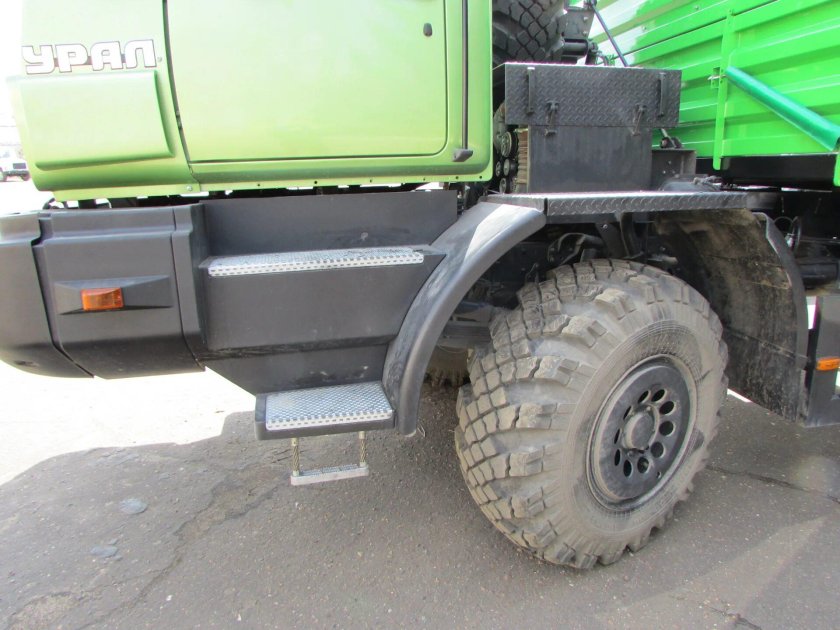 Урал-432065-0121