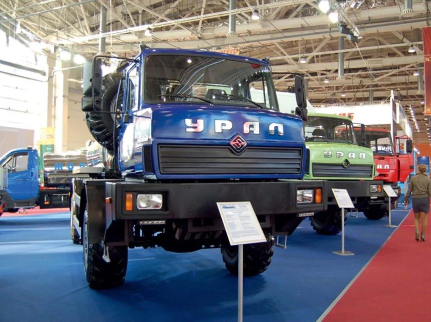 Урал-432065 военный