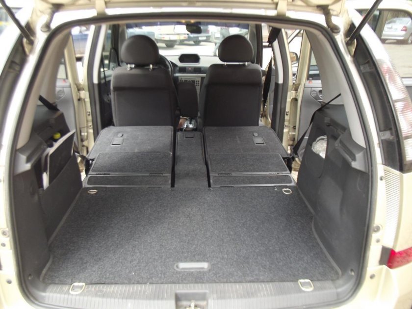 Opel Meriva 2008 багажник