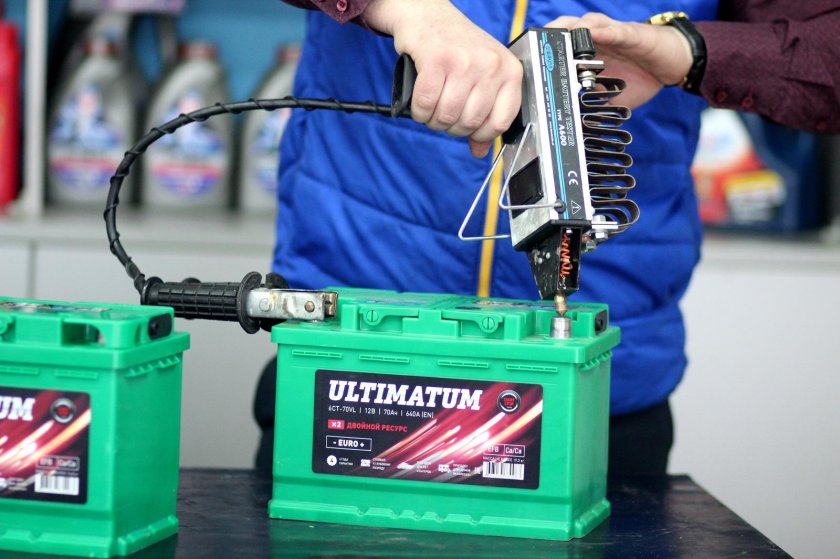 Техническое обслуживание аккумуляторной батареи