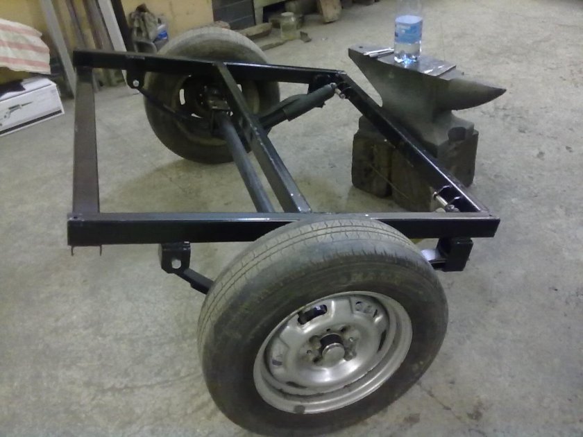 Прицеп ЧМЗАП 81241 подвеска