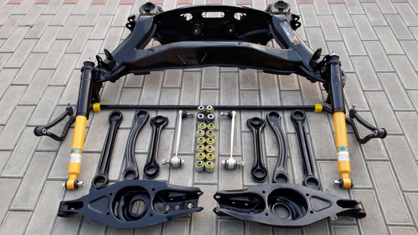 Задняя подвеска CLK w208