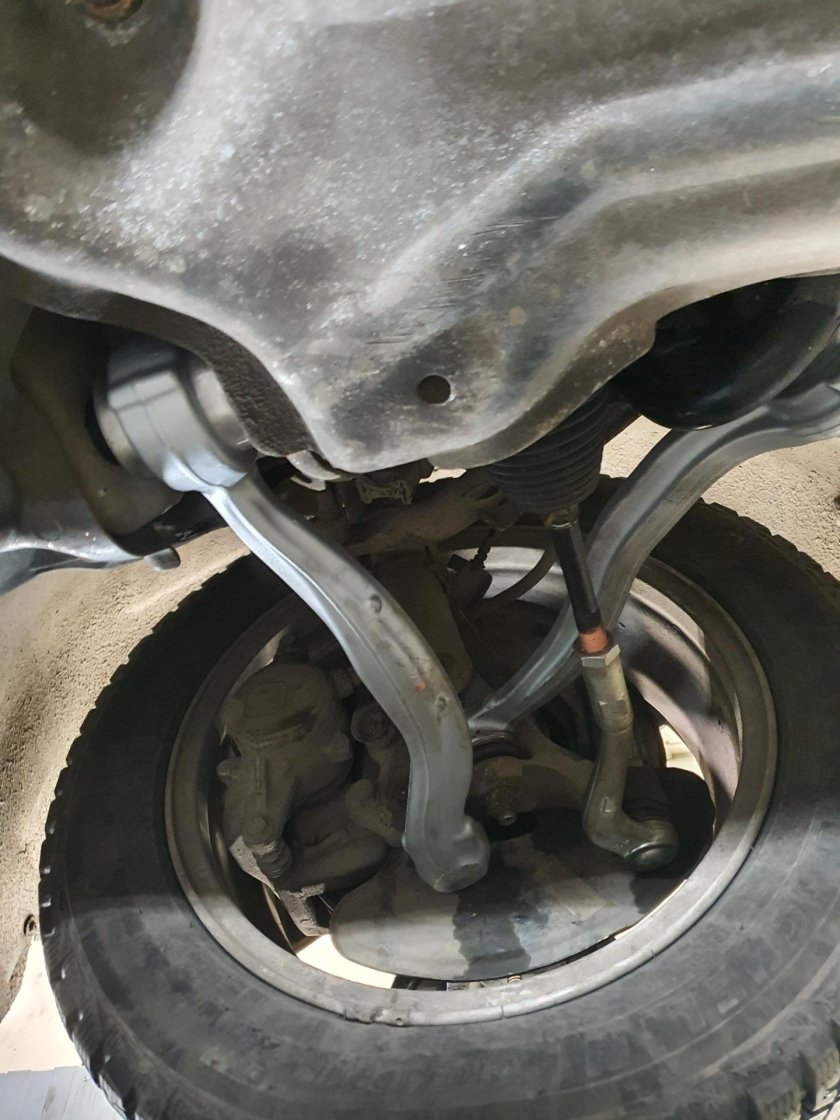 Передняя подвеска Мерседес w204